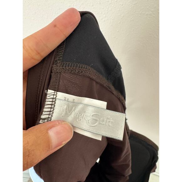 Magicsuit Brown Ruched Halter One Piece Swimsuit | Size 8 | New Without Tags - Picture 5 of 6